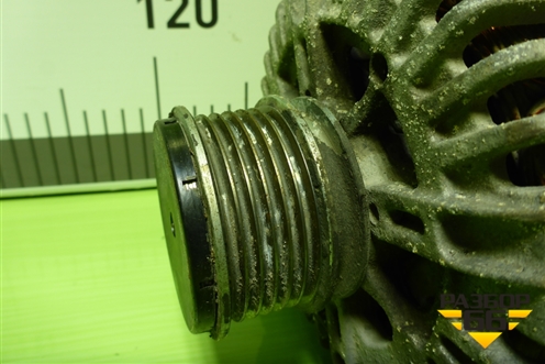 Генератор (2.0л BLY) (06F903023C) для Volkswagen Golf V с 2003-2009г