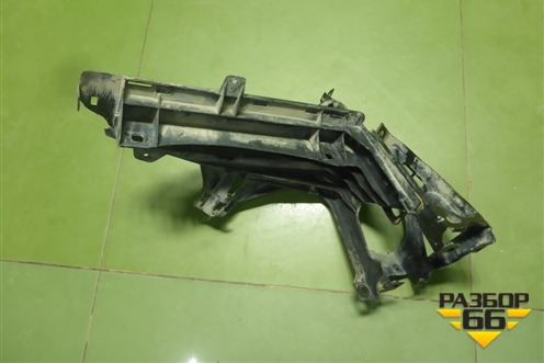 Кронштейн фары правой (51647184160) для BMW 7 серия F01/F02 с 2008г