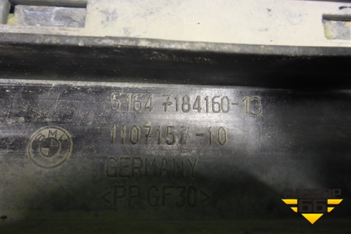 Кронштейн фары правой (51647184160) для BMW 7 серия F01/F02 с 2008г