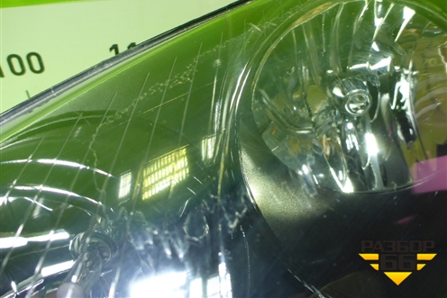 Фара левая (галоген) (20A318B52B) для Volkswagen Golf V с 2003-2009г