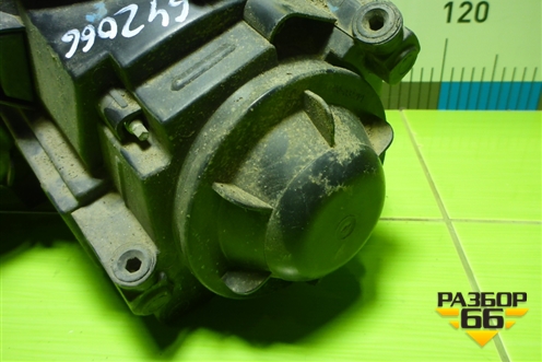 Фара правая (галоген) (20A317B52B) для Volkswagen Golf V с 2003-2009г