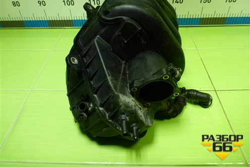 Коллектор впускной (2.0л BLY) (06F133210N) для Volkswagen Golf V с 2003-2009г