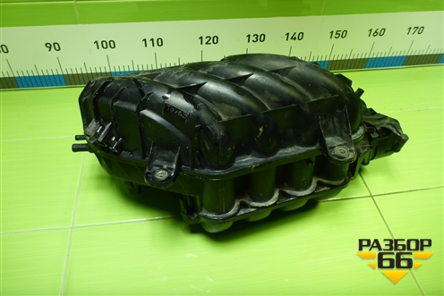 Коллектор впускной (2.0л BLY) (06F133210N) для Volkswagen Golf V с 2003-2009г