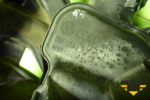 Коллектор впускной (2.0л BLY) (06F133210N) для Volkswagen Golf V с 2003-2009г