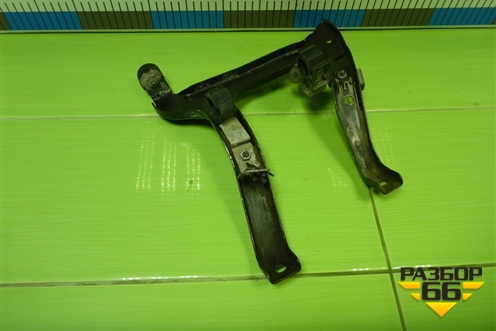 Кронштейн впускного коллектора (06F129723B) для Volkswagen Golf V с 2003-2009г