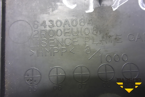 Рамка под номер (6430A084) для Mitsubishi Lancer-9  с 2003-2008г