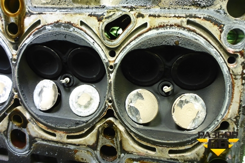 Головка блока цилиндров (2.0л BLY) (06D103373AM) для Volkswagen Golf V с 2003-2009г