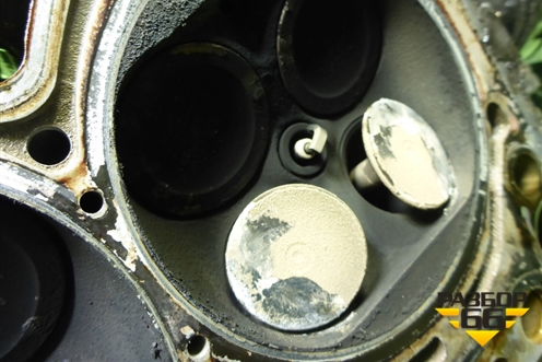 Головка блока цилиндров (2.0л BLY) (06D103373AM) для Volkswagen Golf V с 2003-2009г