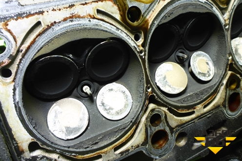Головка блока цилиндров (2.0л BLY) (06D103373AM) для Volkswagen Golf V с 2003-2009г