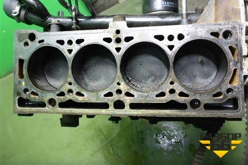 Блок двигателя (1.6л K7MF710) для Renault Logan с 2004-2015г