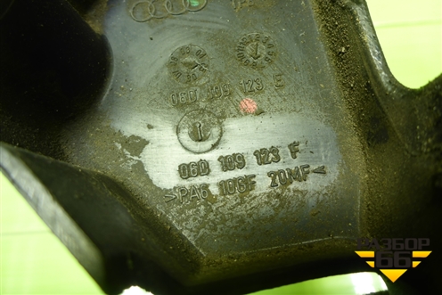 Кожух ремня ГРМ (2.0л BLY) (06D109123F) для Volkswagen Golf V с 2003-2009г