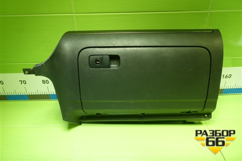 Бардачок (1K1857290) для Volkswagen Golf V с 2003-2009г