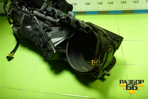 Корпус отопителя (1K1820308B) для Volkswagen Golf V с 2003-2009г