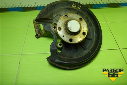 Кулак задний правый для Volkswagen Golf V с 2003-2009г