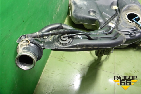 Бак топливный (1K0201085M) для Volkswagen Golf V с 2003-2009г