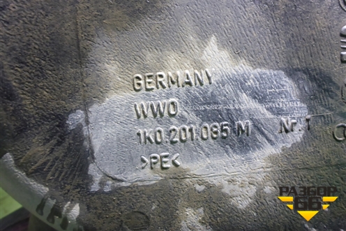 Бак топливный (1K0201085M) для Volkswagen Golf V с 2003-2009г