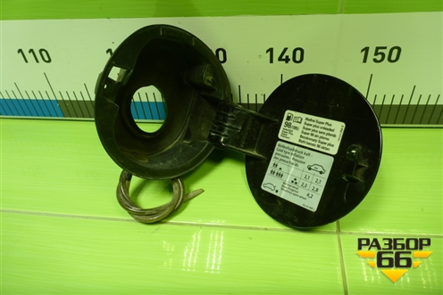 Лючок бензобака (1K6809857) для Volkswagen Golf V с 2003-2009г