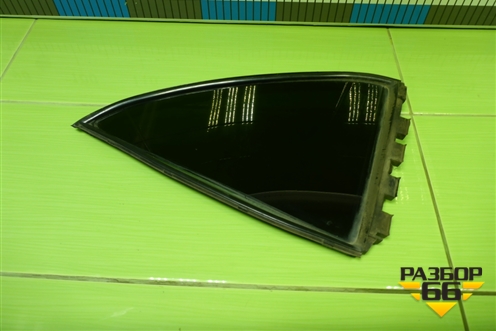 Стекло двери задней левой форточка (хетчбэк) для Toyota Corolla (E12) с 2001-2007г