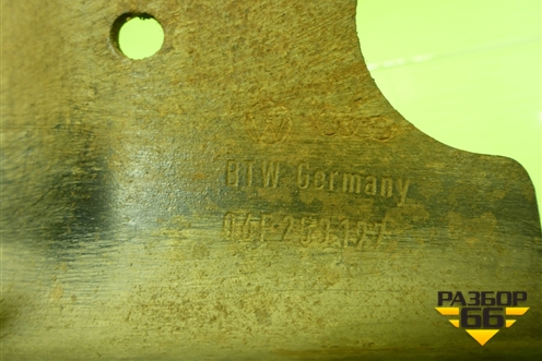 Кронштейн выпусного коллектора (06F253197) для Volkswagen Golf V с 2003-2009г