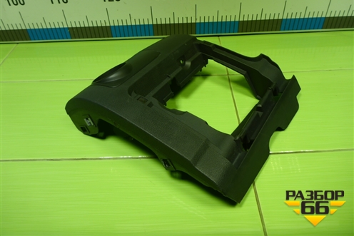 Накладка на торпедо (левая) (1K1858367S) для Volkswagen Golf V с 2003-2009г