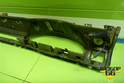 Торпедо под AIR BAG без AIR BAG (A4636801087) для Mercedes Benz G-Klass W463 с1989г