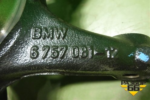 Кулак задний левый (новый) (6757081) для BMW 1-серия Е87/E81 с 2004-2011г