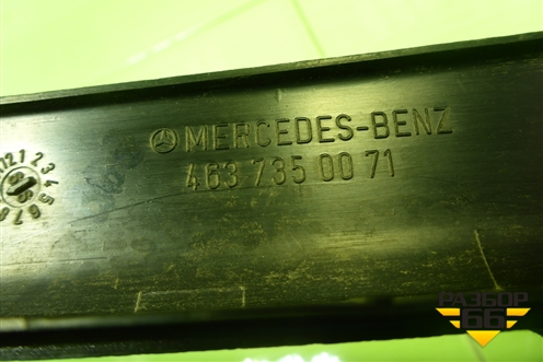 Накладка двери задней левой (на рамку) (A4637350071) для Mercedes Benz G-Klass W463 с1989г