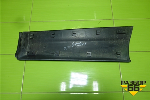 Накладка двери задней правой (82870BM90B) для Nissan Qashqai (J11E) с 2013г