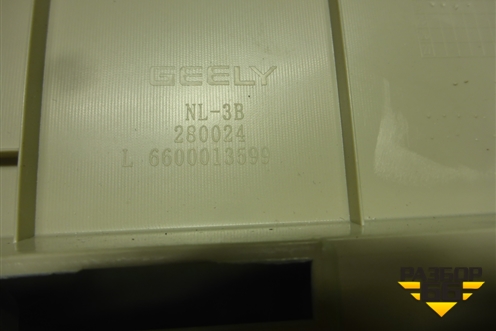 Обшивка стойки задняя верхняя левая (6600013599) для Geely Atlas Pro с 2019г