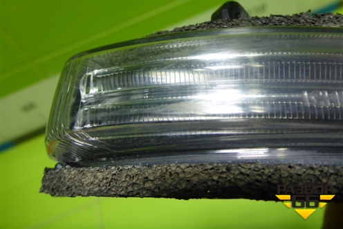 Повторитель в зеркало правый для Mitsubishi Outlander с 2012-2024г