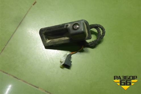 Кнопка открывания багажника (с камерой) (5JA827566) для Skoda Rapid с 2013г