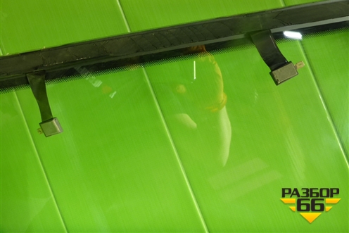 Стекло лобовое (с обогревом под датчик дождя) (555000475AA) для OMODA C5 с 2022г