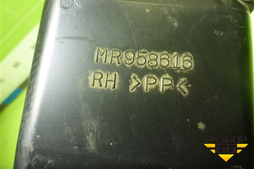 Воздуховод отопителя (MR958616) для Mitsubishi Lancer-9  с 2003-2008г