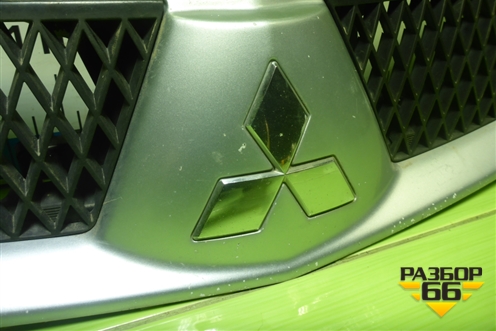 Решетка радиатора (после 2005г) (7450A235) для Mitsubishi Lancer-9  с 2003-2008г