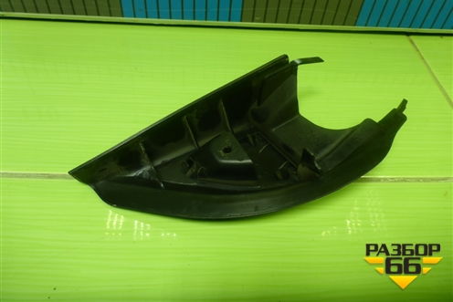 Накладка двери передней левой уголок (MR441633) для Mitsubishi Lancer-9  с 2003-2008г
