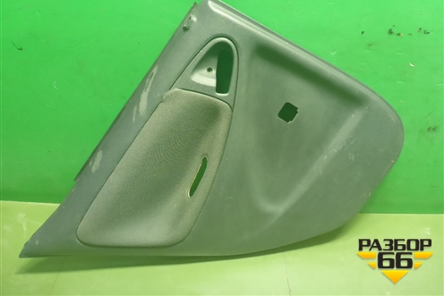 Обшивка двери задней левой под механику (6761452010) для Toyota Yaris с 1999-2005г