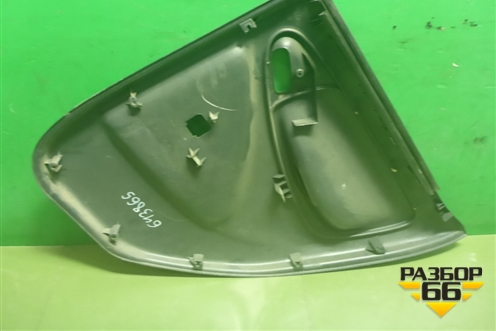 Обшивка двери задней левой под механику (6761452010) для Toyota Yaris с 1999-2005г