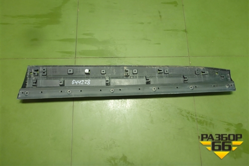 Накладка двери передней левой (6600213589) для Geely Tugella с 2019г