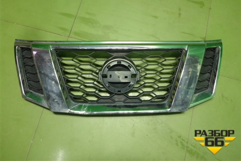 Решетка радиатора (623107953R) для Nissan Terrano с 2014г