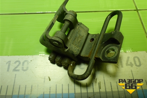Петля двери передней правой нижняя для Chery Bonus(A13) с 2010г