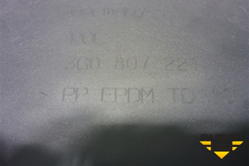 Бампер передний (под парктроник) (3G0807221) для Volkswagen Passat [B8] 2014-2024г