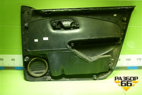 Обшивка двери передней левой под электрику (6RU867011E) для Volkswagen Polo (седан) с 2010г