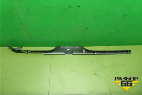 Накладка порога внутренняя правая (6RU853372B) для Volkswagen Polo (седан) с 2010г