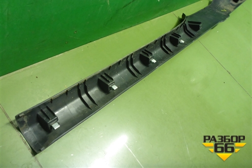 Накладка порога внутренняя левая (6RU853372B) для Volkswagen Polo (седан) с 2010г