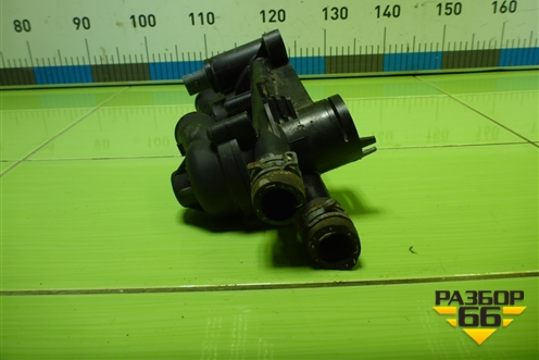 Корпус термостата (1.6л CFN) (03C121118D) для Volkswagen Polo (седан) с 2010г