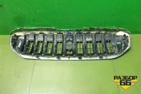 Решетка радиатора (после 2016г) (7174164R0) для Suzuki SX4 с 2013г
