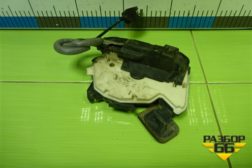 Замок двери задней правой (6RF839016) для Volkswagen Polo (седан) с 2010г