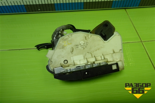 Замок двери задней левой (6RF839015) для Volkswagen Polo (седан) с 2010г