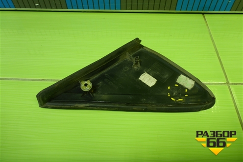 Накладка переднего крыла правого (6RU853274) для Volkswagen Polo (седан) с 2010г
