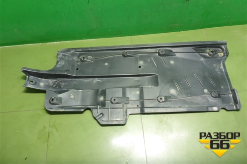 Защита антигравийная правая (6RU825202A) для Volkswagen Polo (седан) с 2010г